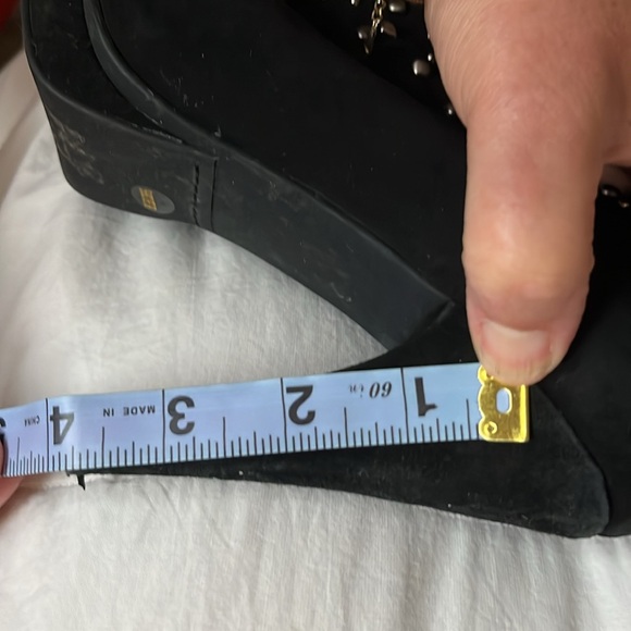 BCBG real suede booties - Picture 5 of 5